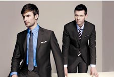 外企职业装定制，实现标准化管理