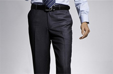 商务男士穿着职业装定制服装需要注意的一些皮带搭配常识