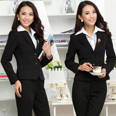 企业职业装定制促进地产行业着装统一