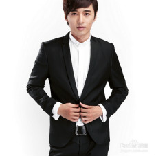 北京衬衫定制与西装的搭配技巧