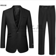 如何选择一款适合自己行业的职业装