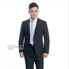 企业职业装定制要当心面料