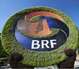 一带一路高峰论坛看“职业装定制”的重要性 一带一路高峰论坛看“职业装定制”的重要性