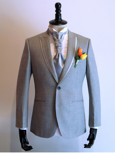 五洲之星新郎西装定制